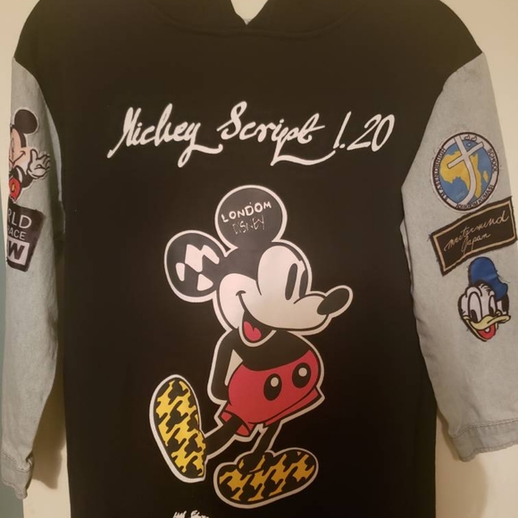 Unique Mickey Mouse Sweater - Picture 2 of 3